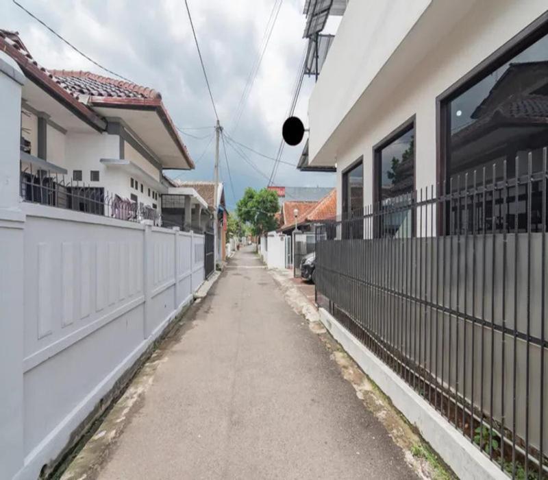 Tw Penginapan Syariah Hotel Tjiandjur Exterior foto