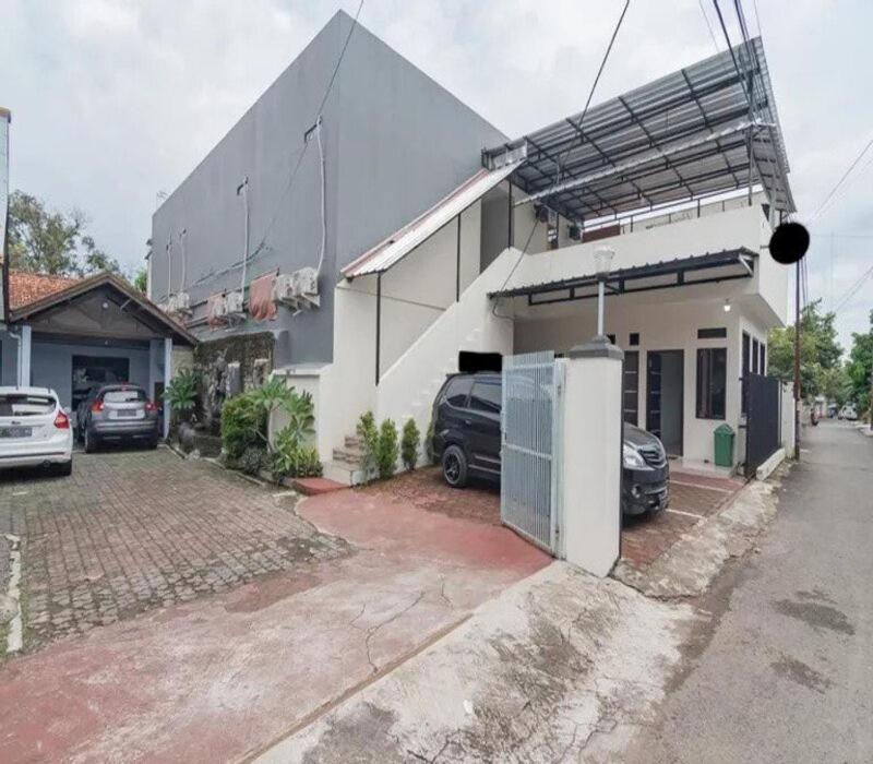 Tw Penginapan Syariah Hotel Tjiandjur Exterior foto